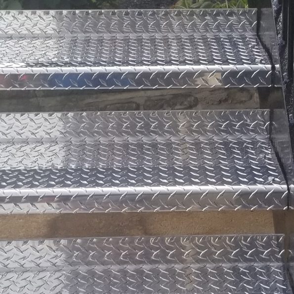 Metal Stairs Repair